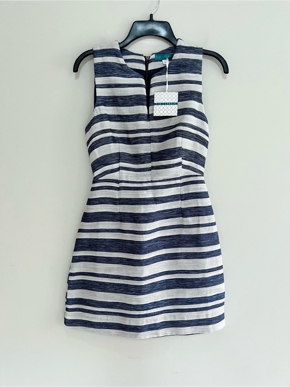 NWT Pim + Larkin Striped Metallic Sleeveless V-Notch Sheath Shift Mini Dress, XS